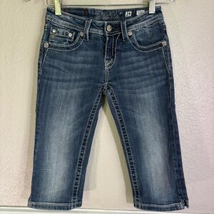 Miss me Jeans Capris Distressed Embroidered Rhinestone Size 14